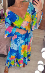 🔥2024 Hot Sale💃V-neck Floral Seaside Vacation Loose Dress