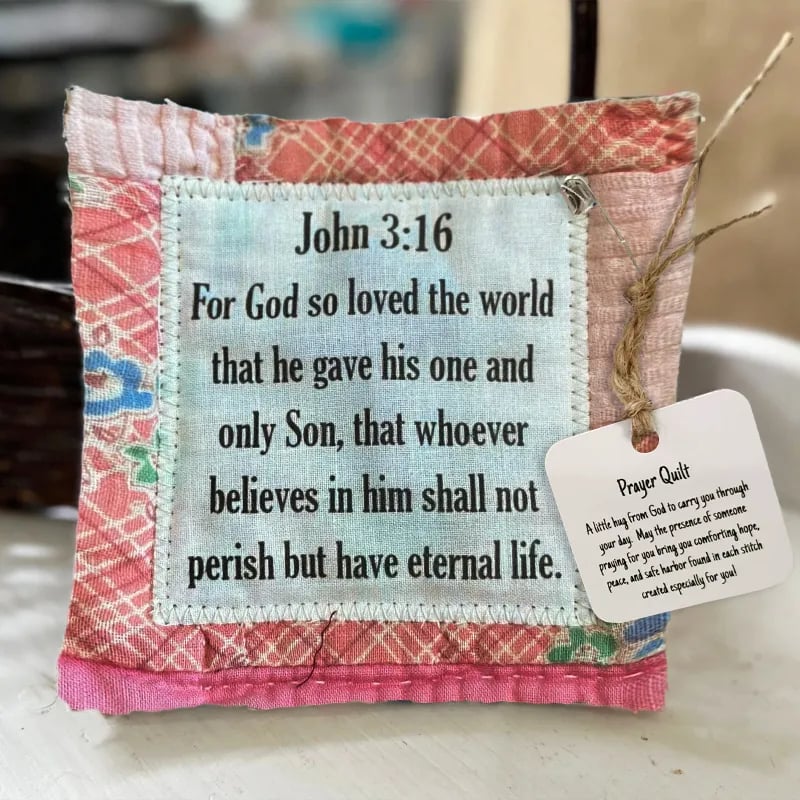 🔥Christmas Sale✝️Best Encouraged And Blessed Gift-Prayer Quilt with cross inside