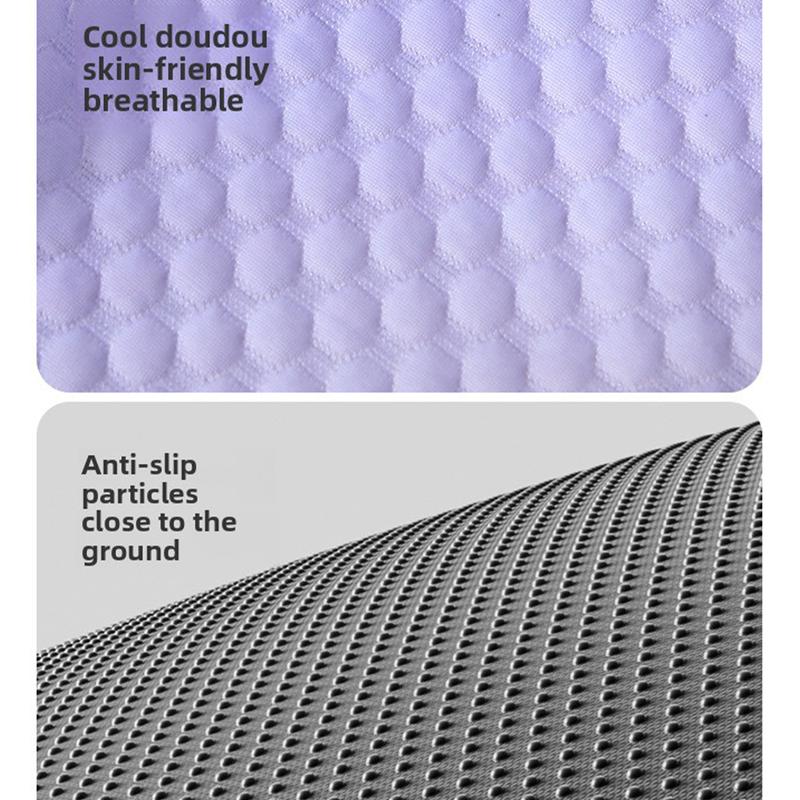 🎁Last Day Promotion 49% OFF🔥❄Pawchill™🇬🇧Pet Cooling Mat for Dogs & Cats 🐾  Naturally Cool Ice-Silk Pad • Breathable, Washable & Soft 🌿  For Floors, Sofas & Car Travel • Multiple Sizes • Gradient Colours ☀️🐶🐱