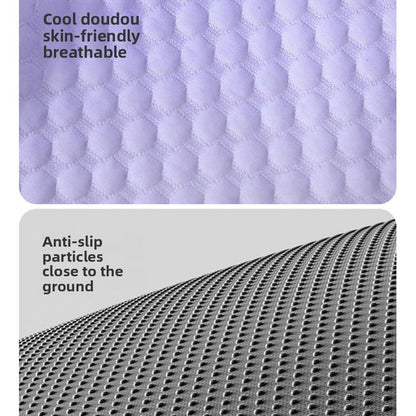 🎁Last Day Promotion 49% OFF🔥❄Pawchill™🇬🇧Pet Cooling Mat for Dogs & Cats 🐾  Naturally Cool Ice-Silk Pad • Breathable, Washable & Soft 🌿  For Floors, Sofas & Car Travel • Multiple Sizes • Gradient Colours ☀️🐶🐱