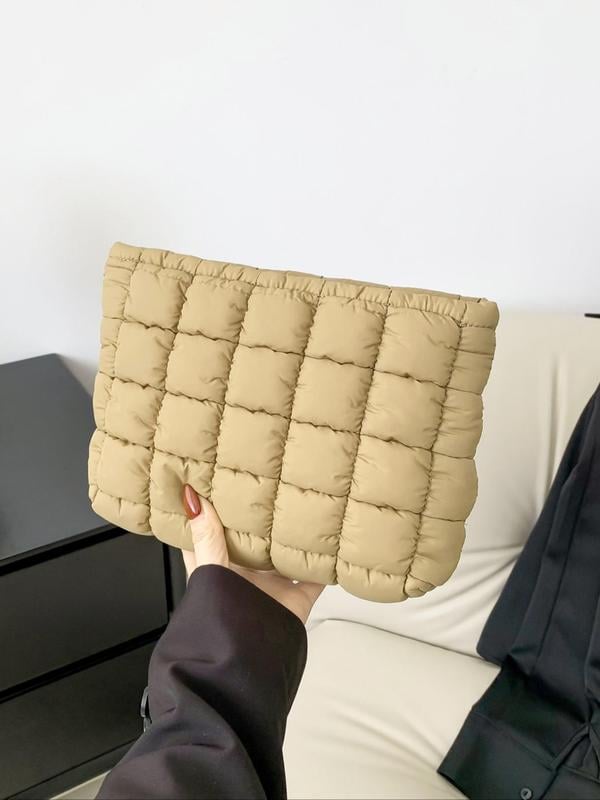 🔥 Solid Color Quilted Clutch – Large Capacity Travel Storage Bag
