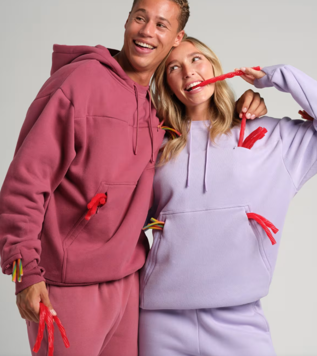 🎁Last Day Promotion 49% OFF🔥Cute Cat In Pocket Graphic Hoodie Oversized Long Sleeve Drawstring Hooded Sweatshirt Casual Kangaroo Pocket Pullover Top