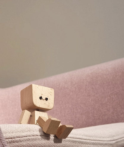 🎉NEW YEAR SALE £7.99!!🔥Charming Little Wooden Figure That Sways with 12PCS Magnetic Expressions🔥