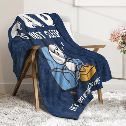 💥 Last Day! Special Sale – Only £9.99 👚“Dad’s Not Sleeping… Just Resting His Eyes” Blanket 🛋️💤  Ultra-Soft, UK-Made Flannel – The Perfect Gift from Kids ❤️