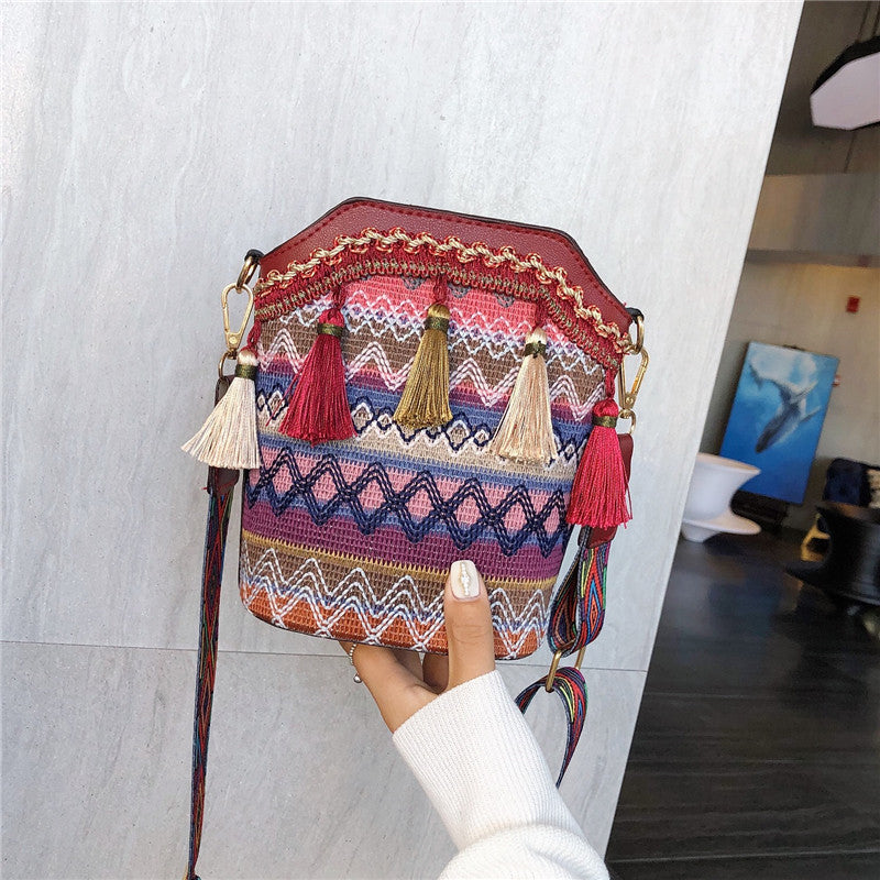 🌸LAST DAY SPECIAL PRICE!!🌸Bohemian Embroidered Tassel Crossbody Bag