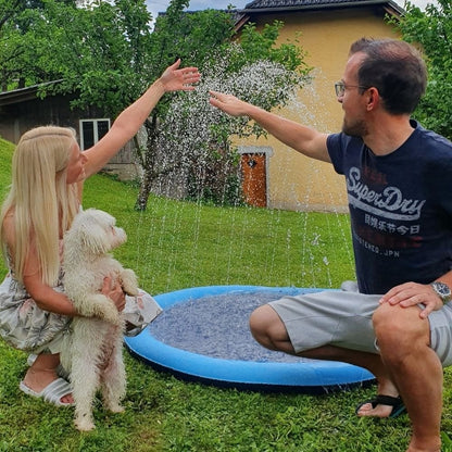 🏊SUMMER HOT SALE 50% OFF NOW! 🌊 Pawsh™ Foldable Dog Splash Pad🇬🇧 Big Sprinkler Mat for Garden & Beach 🌊☀️ | Non-Slip, Quick-Dry Play Pool for Dogs 🐾 | Folds Flat in Seconds! 🎒🐕