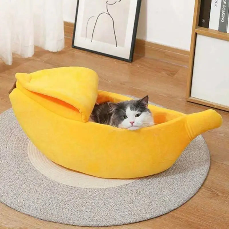 🌸LAST DAY SPECIAL PRICE!!🌸Plush Banana Shaped Cat Bed House