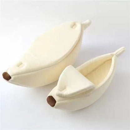 🌸LAST DAY SPECIAL PRICE!!🌸Plush Banana Shaped Cat Bed House